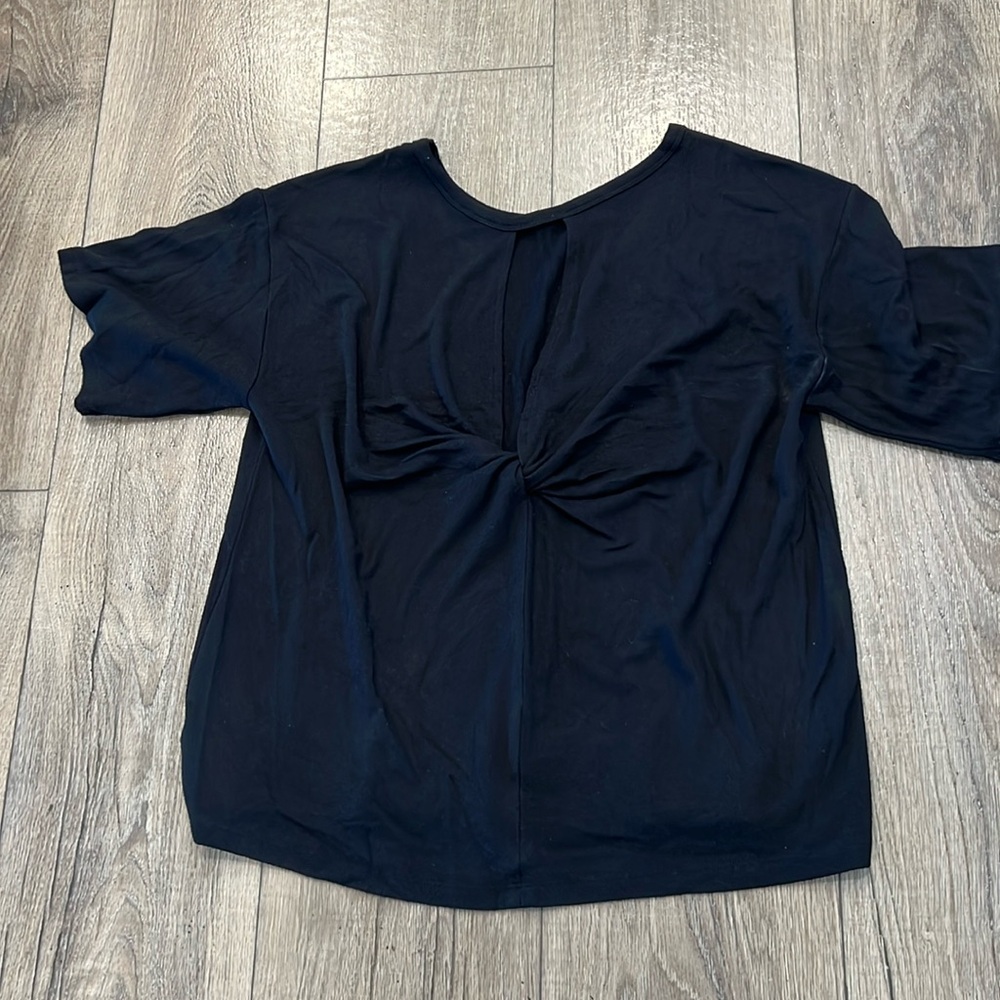 Gap Reversible Top